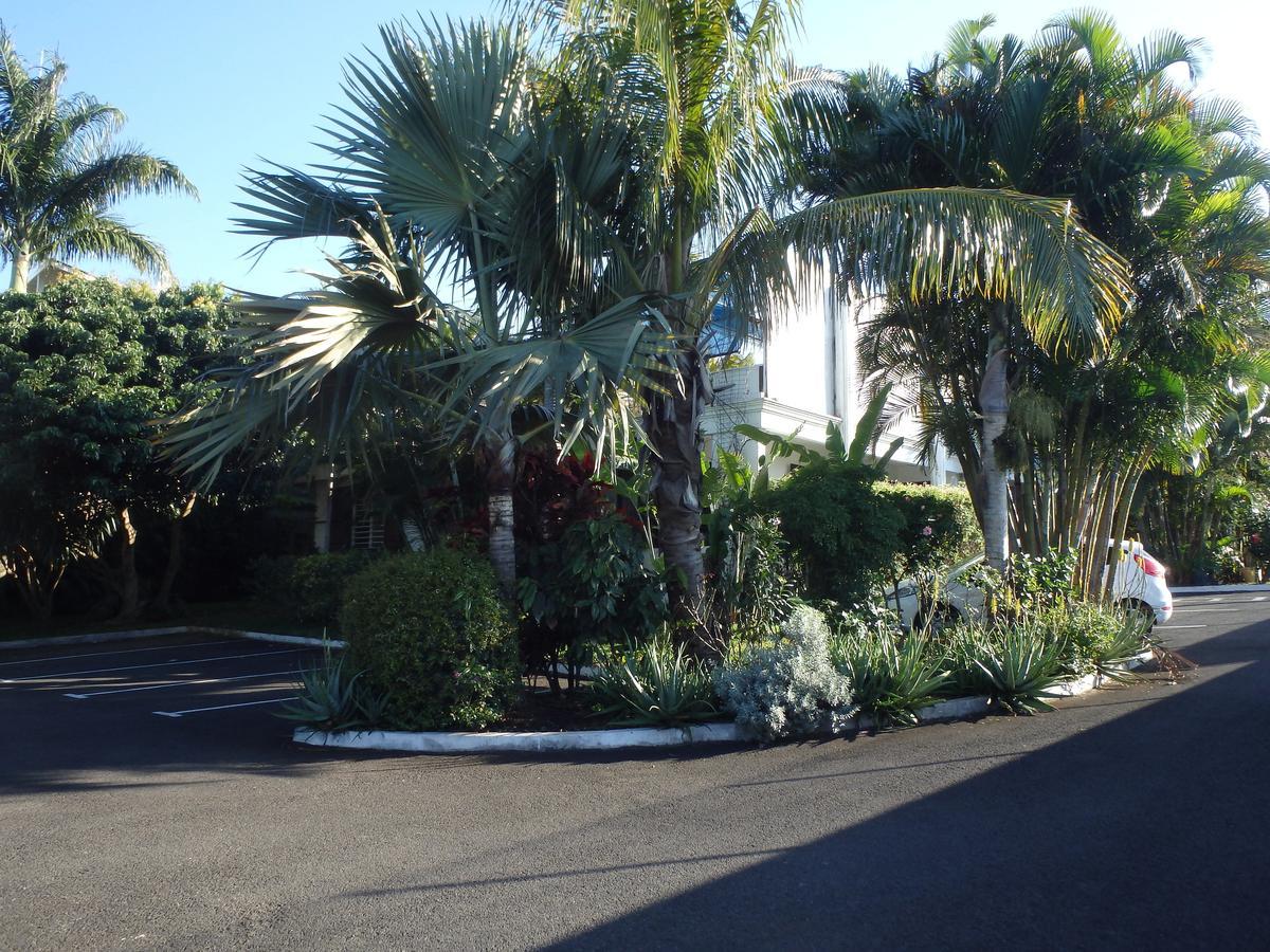 Hotel Residence Le Phoenix Saint Pierre Exterior foto
